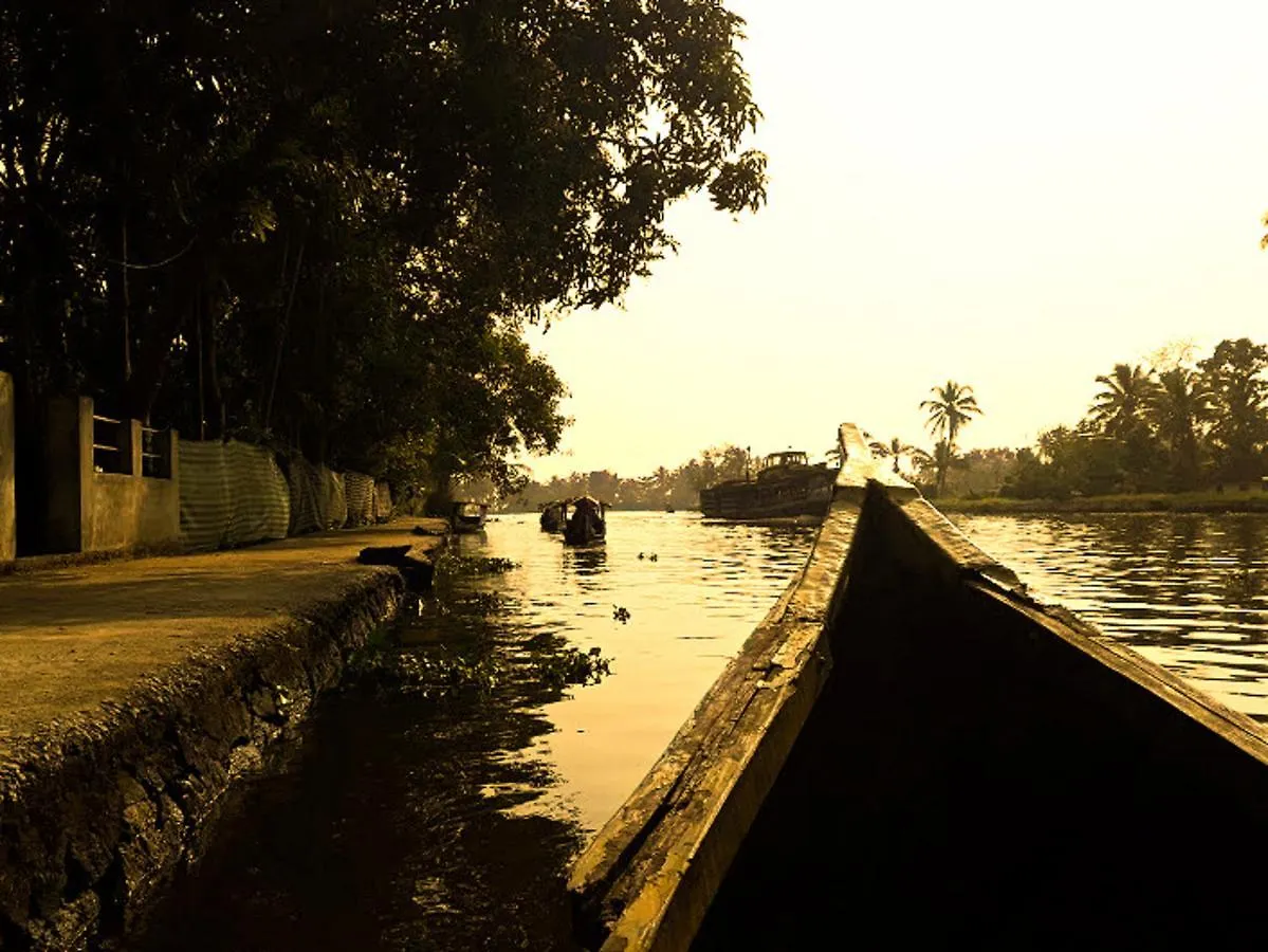 Aham Yoga Nest Bed & Breakfast Alappuzha