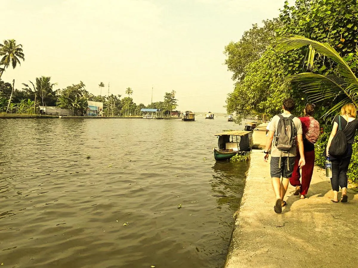 Aham Yoga Nest Bed & Breakfast Alappuzha